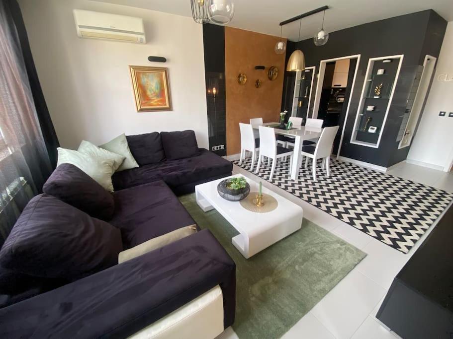 Lovely 1-Bedroom Apartament With Free Parking Σόφια Εξωτερικό φωτογραφία